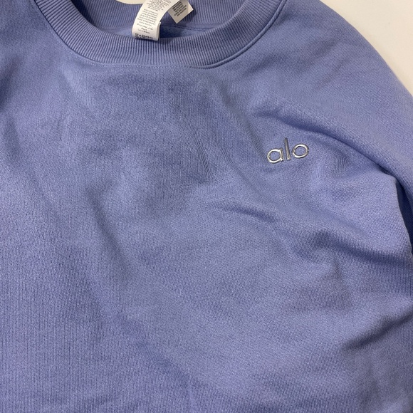 Alo Yoga Accolade Crewneck Sweatshirt Lilac Blue - Picture 1 of 3